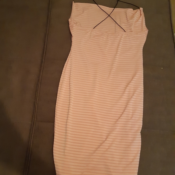 Mid-Length Pink Striped Dress - Picture 3 of 3